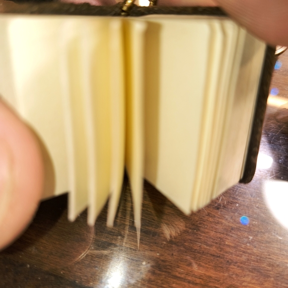 Luxurious Red and Gold Vintage Apple Decorative Box - With Mini Handmade Book - Picture 4 of 5